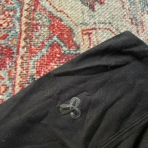 ARITZIA TNA FLARE LEGGINGS